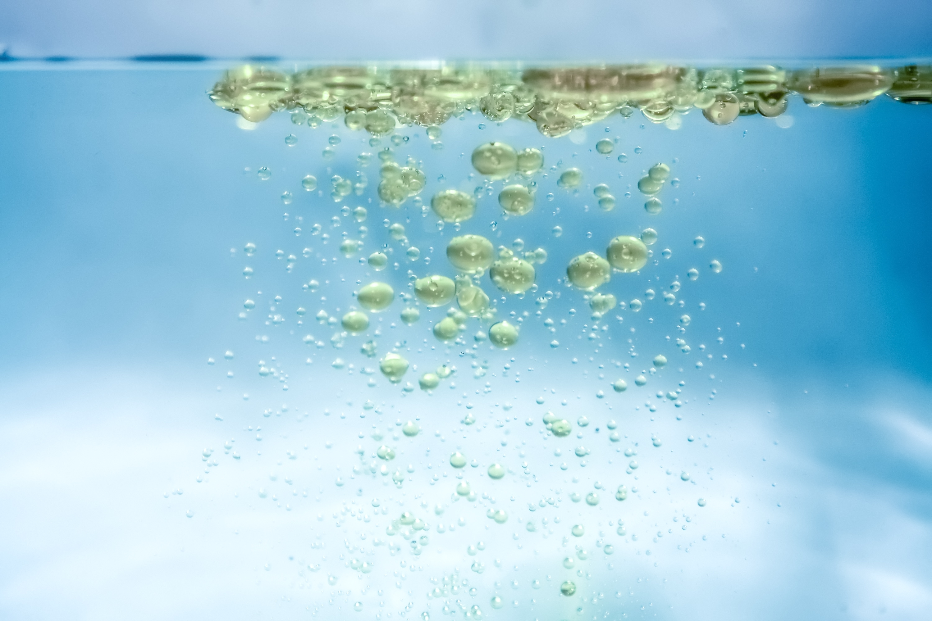 Undiluted Beauty: Why Waterless Formulas Matter